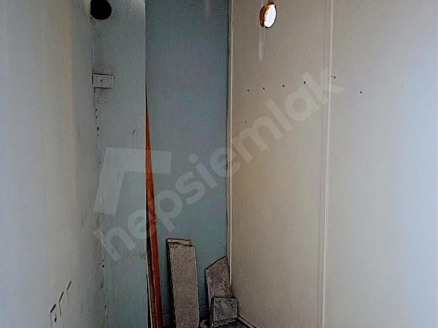 BEYDAĞ MERKEZDE ÇARŞI İÇİ SATILIK DAİRE - Görsel 8