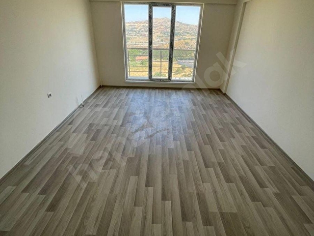 Altınköy Yakını Manzaralı,2.Kat Kiracılı Satılık Daire - Görsel 2