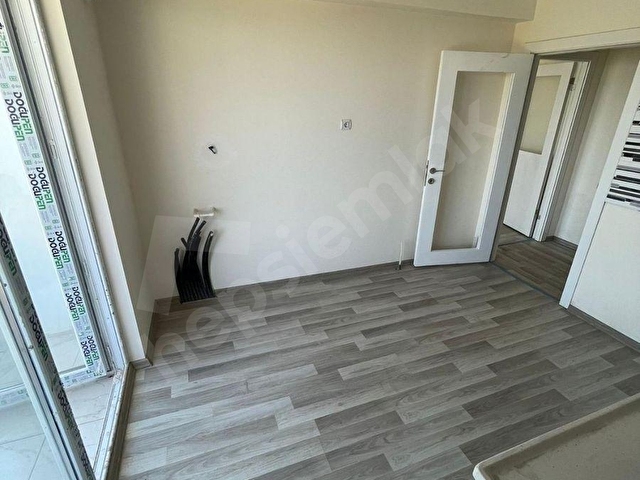 Altınköy Yakını Manzaralı,2.Kat Kiracılı Satılık Daire - Görsel 7