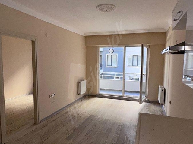 Çanakkale İsmetpaşa Site İçi Kiralık 1+1 Ev - Görsel 8