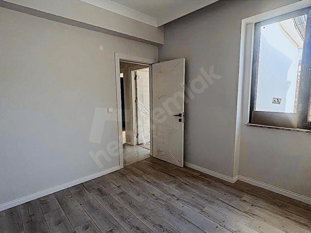 ÖZCANLARDAN SİTE İÇİ ÇATI DUBLEKS 3+1 140MT2 HAVUZLU OTOPARKLI - Görsel 9