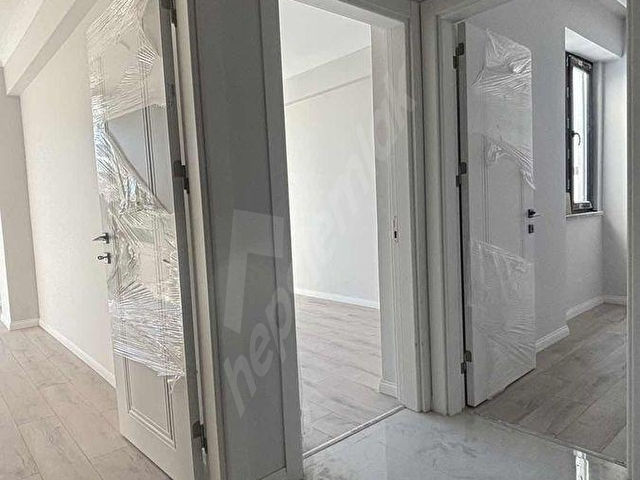 ÖZCANLARDAN SİTE İÇİ ÇATI DUBLEKS 3+1 140MT2 HAVUZLU OTOPARKLI - Görsel 23
