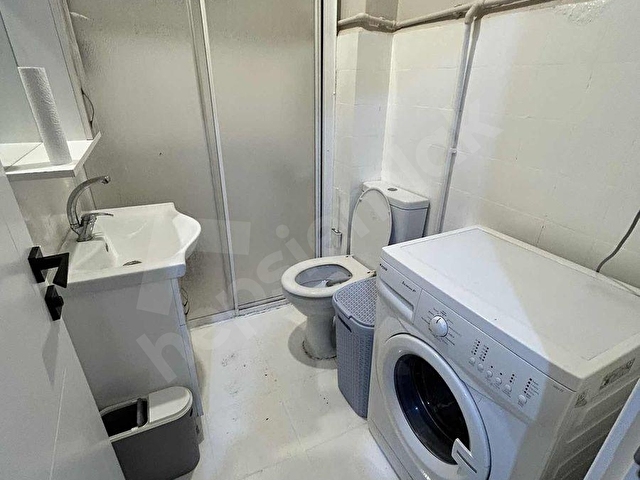 Acıbadem Sokullu sokak da eşyalı kiralık 1+1 bahçe katı - Görsel 7