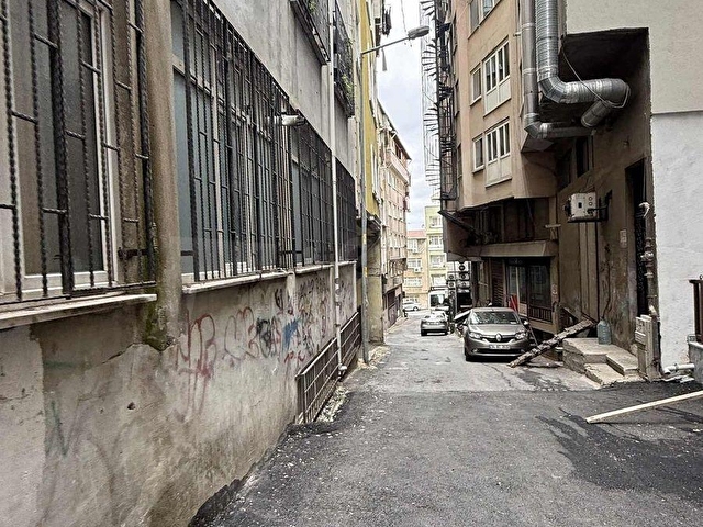 SULTAN SELIM MH MERKEZI KONUMDA ANA CADDE YANI DÜZ GIRIŞ IŞ YERI - Görsel 10
