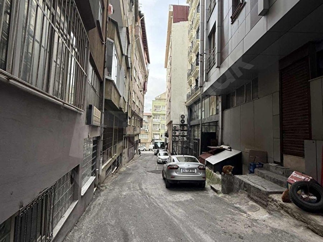 SULTAN SELIM MH MERKEZI KONUMDA ANA CADDE YANI DÜZ GIRIŞ IŞ YERI - Görsel 2
