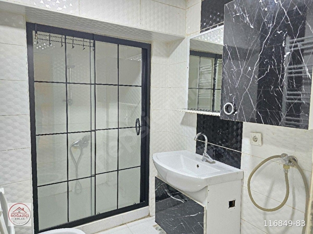 İzmir Bayraklı  Fuat edip Baksimah 3+1  120m2 satılık daire