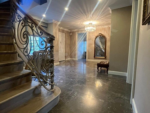 Beykoz Konaklarında Yenilenmiş İyi Konumda Satılık Villa - Görsel 16