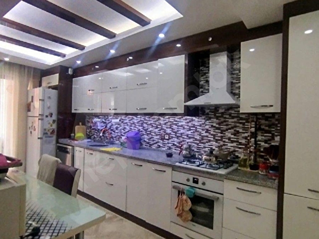 MİRA GAYRİMENKUL TOPRAKLIK MEVKİSİNDE ARA KAT 3+1 FİYAT DÜŞTÜ