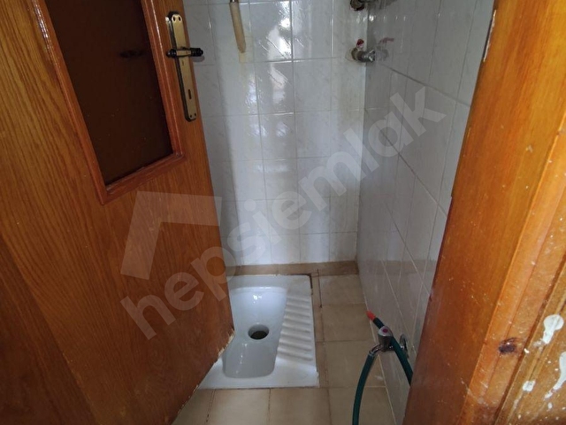 ÇAĞLAYAN  BARINAKLARDA FULL EŞYALI, DOĞAL KOMBİ KAT KALORİFERLİ 2+1 DAİRE - Görsel 15