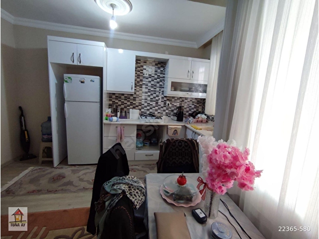 ÇEVİKBİR HASTANE KARSİ SOKAGİ 1+1 BALKONLU SATILIK DAİRE.. - Görsel 3