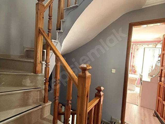 YENİFOÇA MERKEZDE 4+1 SATILIK TRIBLEX - Görsel 13