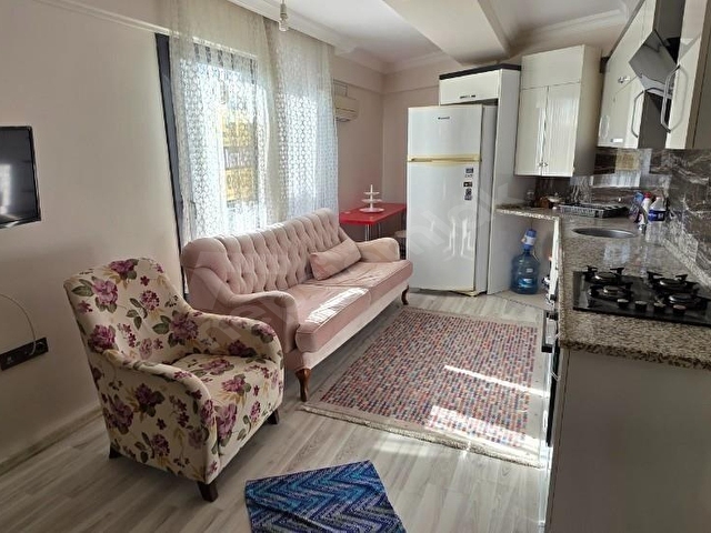Balatçıkta İzban Durağının Dibinde Eşyalı Kiralık 1+1
