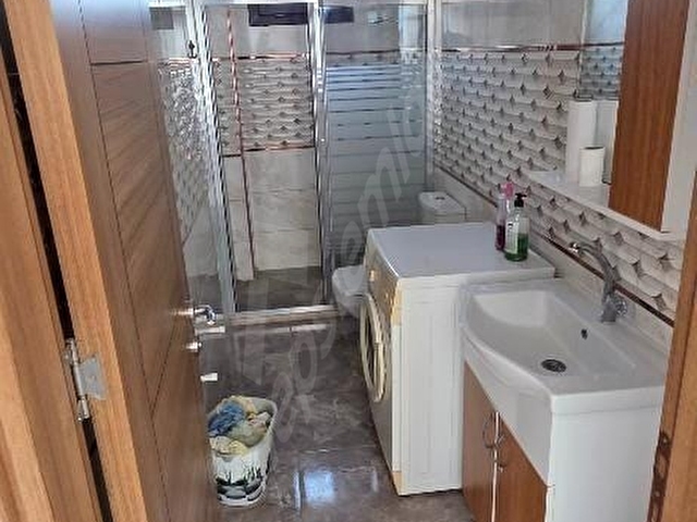 Balatçıkta İzban Durağının Dibinde Eşyalı Kiralık 1+1 - Görsel 4