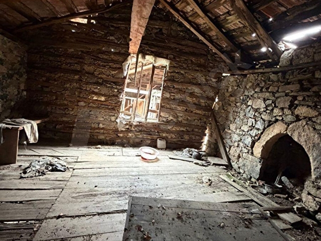 BALIKESIR BİGADİÇTE 2 DÖNÜM ARAZİ İÇİNDE ESKİ KÖY EVİ - Görsel 10