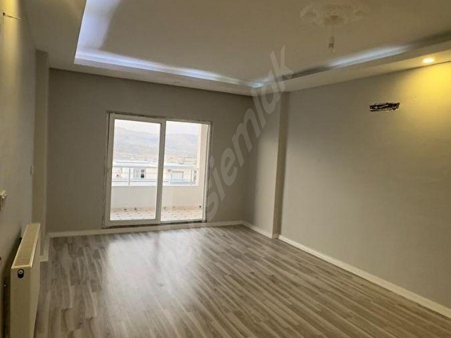 AMÇ EMLAKTAN; YALIM MH.DE 3+1 180 M2 SATILIK LÜKS DAİRE - Görsel 14