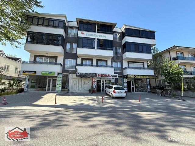 BAŞİSKELE MERKEZDE İÇİ FULL YAPILI CADDE ÜZERİ 4+1 ÇATI DUBLEKS - Görsel 3