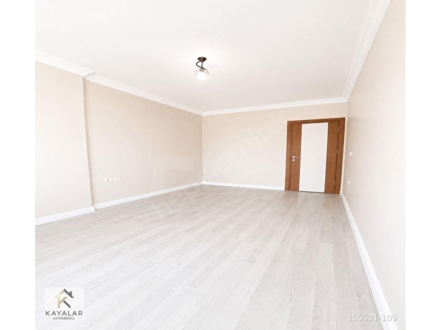 BEYLİKDÜZÜNDE KISA KATLI BUTİK SİTE DE ÇİFT BALKON GENİŞ M2 2+1 - Görsel 15