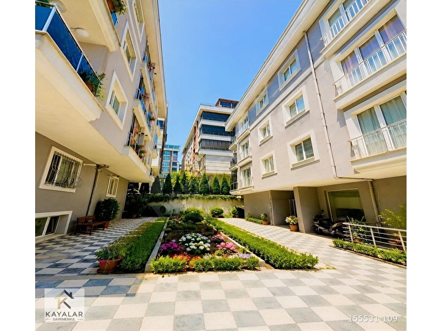 BEYLİKDÜZÜNDE KISA KATLI BUTİK SİTE DE ÇİFT BALKON GENİŞ M2 2+1 - Görsel 4