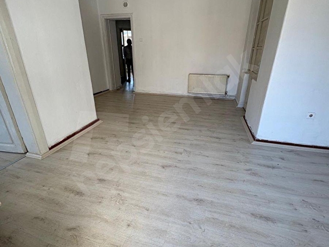 Zonguldak Çarşı Merkezde Kiralık 2+1 Daire - Görsel 8