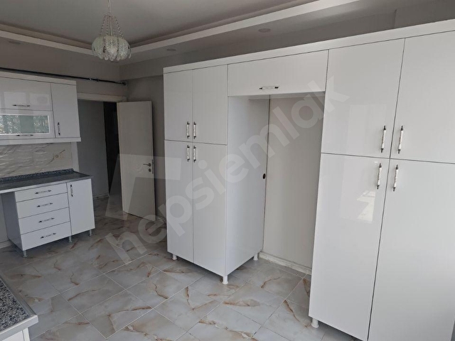 SEYRANTEPE GENİŞ 2+1 ARAKAT DAİRE SATILIK - Görsel 2