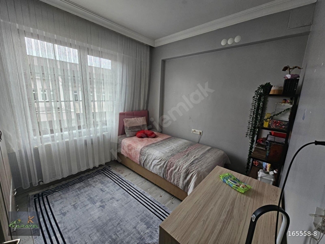 AKYAZI DA 3 KATLI BİNANIN 3. KATINDA BULUNAN BAKIMLI SAT. DAİRE - Görsel 27
