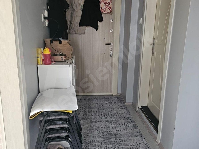 AKYAZI DA 3 KATLI BİNANIN 3. KATINDA BULUNAN BAKIMLI SAT. DAİRE - Görsel 23