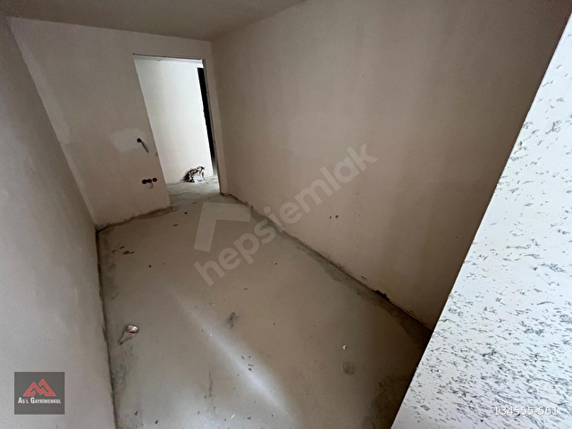 Asilden Küçükalı Çamlık Sahilde 2+1 net 60 m2 - Görsel 7