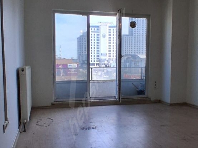 Esenyurt Meydanda Busines Residance Kiralik Ofis 1+1 70m2 - Görsel 2
