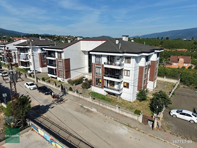 EMLAK EVİM - TEPECİK SİTESİNDE 3+1 FERAH KULLANIŞLI DAİRE - Görsel 17