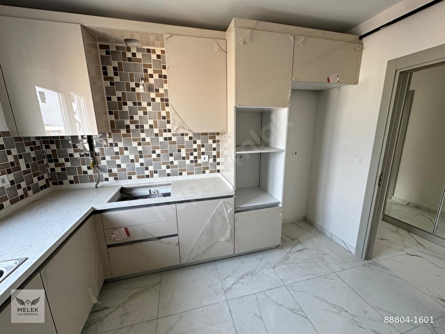 Kozyatağı Bayar Cad. Yakın 2+1 81m2 NET, Ebeveynli, Balkonlu - Görsel 13
