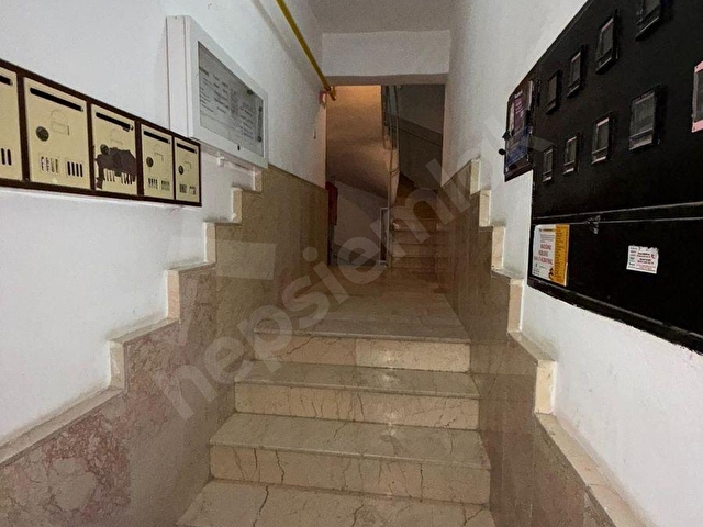 NATRODAN BAĞLAR YAKINI GÜLLÜK MH 3+1 ARA KAT FIRSAT DAİRE!