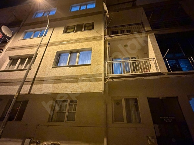 NATRODAN BAĞLAR YAKINI GÜLLÜK MH 3+1 ARA KAT FIRSAT DAİRE! - Görsel 3
