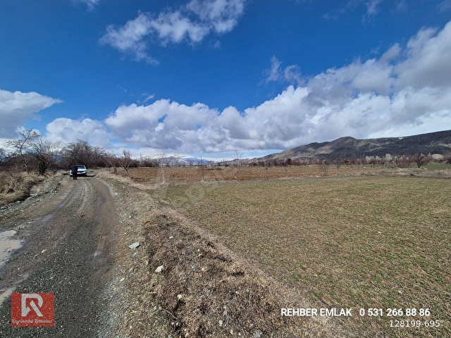 REHBER EMLAKTAN KEKLİKKAYASINDA 1343 M2 ARSA ERZİNCAN MANZARALI - Görsel 23
