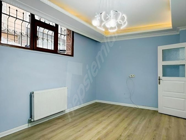 BAĞLARÇEŞMEDE KELEPİR FİYATA MASRAFSIZ 2+1 BAHÇELİ BAHÇE KATI