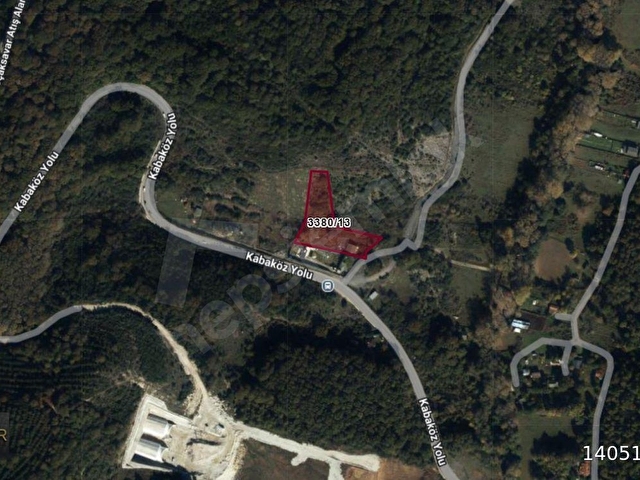 ACR GYDDEN KABAKOZDA ANA CADDEDE 77M2 YATIRIMLIK TARLA