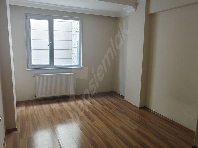 AKCABURGAZ okul yanı kiralık 2+1 daire - Görsel 12
