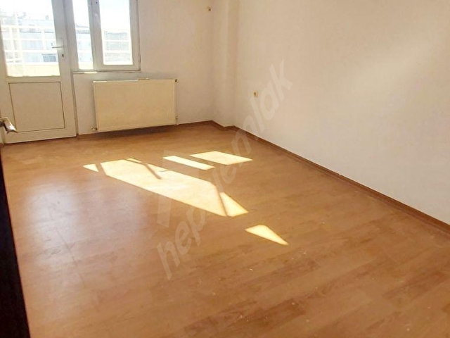 MAVİ BULVAR İKRAM YAKINI SATILIK 3+1 DOĞALGAZLI SAĞLAM DAİRE - Görsel 9