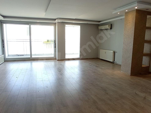 güzelyalı merkezde son kat  3 cepheli yalı dairesi - Görsel 6