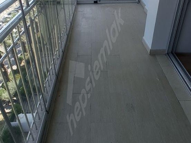 güzelyalı merkezde son kat  3 cepheli yalı dairesi - Görsel 11