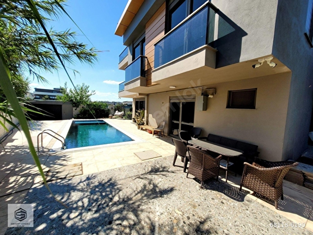 Kundu Turizm Yolunda 7+1 Havuzlu - Doğalgazlı Tripleks Villa - Görsel 26
