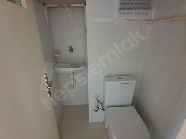 KÖROĞLU EMLAKTAN HUZUR MAHALLESİNDE GENİŞ DENİZ MANZARALI DAİRE - Görsel 17