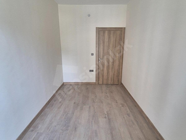 ARMAXDAN 12C PROJESİNDE EVEBEYN BANYOLU 3+1 KİRALIK DAİRE - Görsel 17