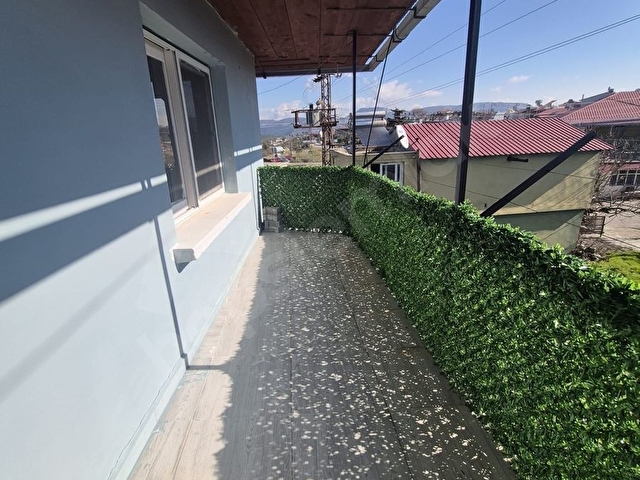 Akarca emlak satılık yayla evi ile dükkan acil - Görsel 19