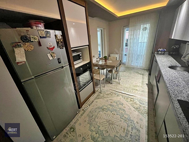 MERTDEN MENDERESDE BULVAR CEPHELİ MERKEZİ KONUMDA 3+1 DAİRE - Görsel 8