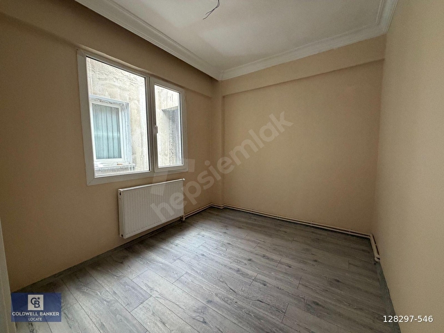 Buca Menderes Caddesinde Doğalgazlı Tadilatlı 3+1 Daire FIRSAT ! - Görsel 10