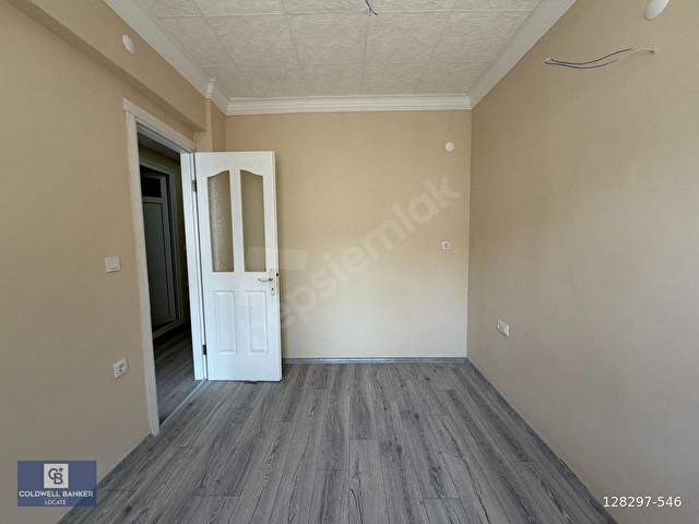 Buca Menderes Caddesinde Doğalgazlı Tadilatlı 3+1 Daire FIRSAT ! - Görsel 8