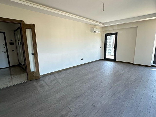 İzmir Karşıyaka Green Sitesinde Satılık 3+1 Daire - Görsel 2