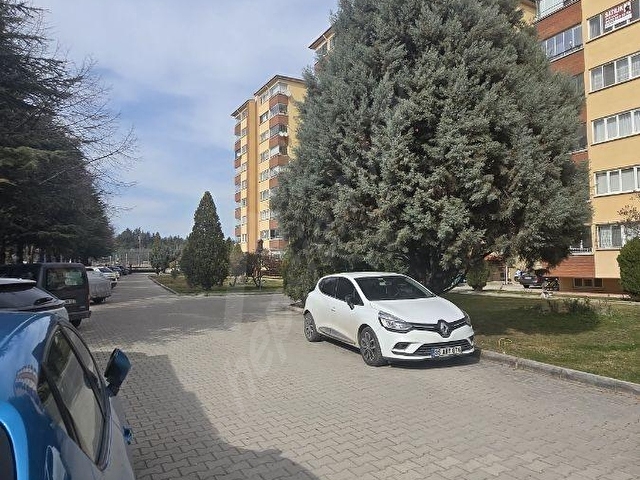 REMAX MODDAN YENİBAĞLAR DA SİTE İÇİ SATILIK 3+1 DAİRE - Görsel 4