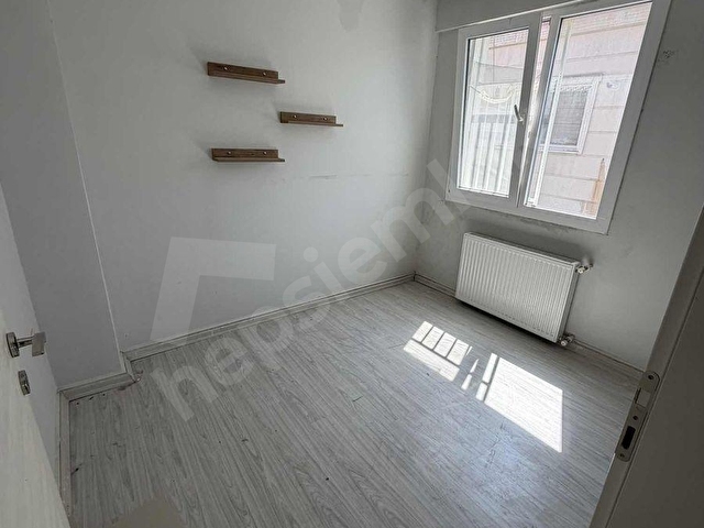 ÇEKMECE CADDESİ SATILIK BÖLÜNMÜŞ DUBLEKS - Görsel 2