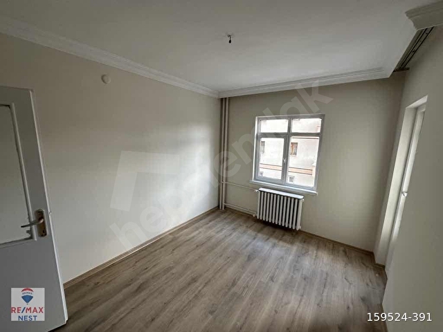 ALTINDAĞ DIŞKAPI ZÜBEYDE HANIM MAHALLESİ 3+1 YAPILI SATILIK DAİRE - Görsel 5